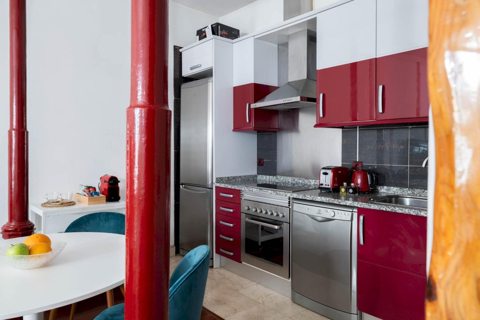 מדריד One Bedroom Apartment In Chueca מראה חיצוני תמונה
